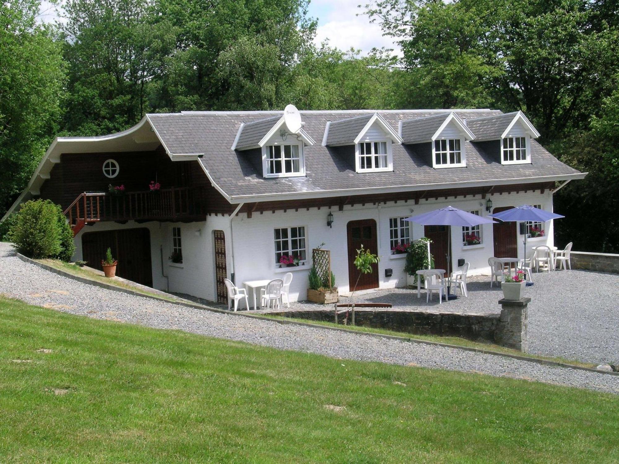 Gorgeous Apartment In Bohon With Garden Furniture And Bbq Barvaux Exteriör bild